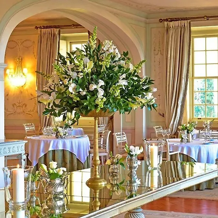 Valverde Palacio De Seteais - The Leading Of The World