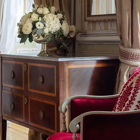 Hotel Valverde Palacio De Seteais - The Leading Of The World 5*