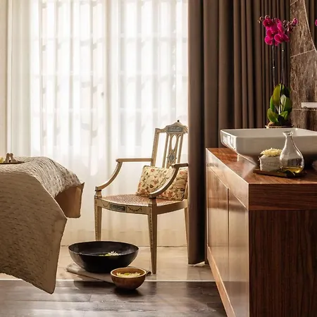 Hotel Valverde Palacio De Seteais - The Leading Of The World 5*