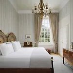 Valverde Palacio De Seteais - The Leading Of The World