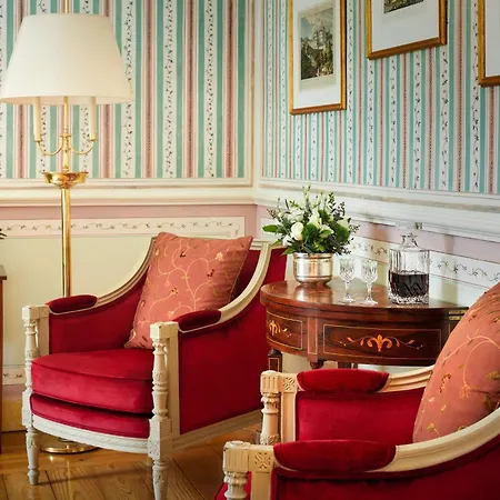 Valverde Palacio De Seteais - The Leading Of The World