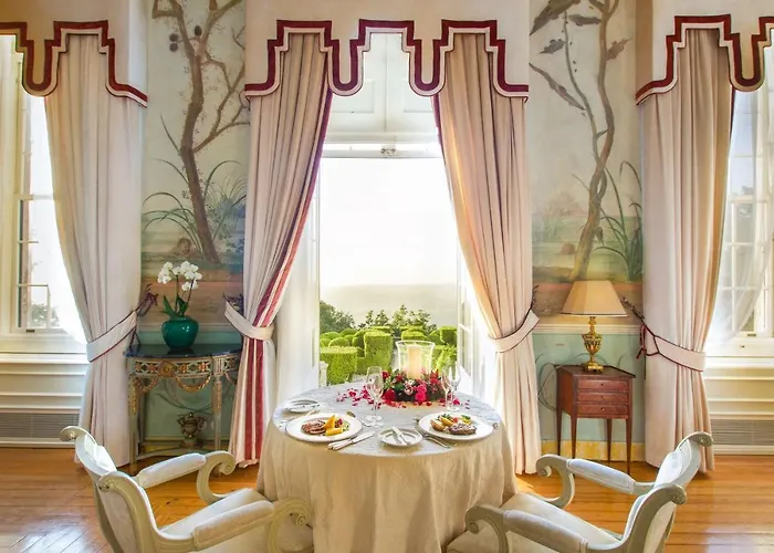 Valverde Palacio De Seteais - The Leading Of The World
